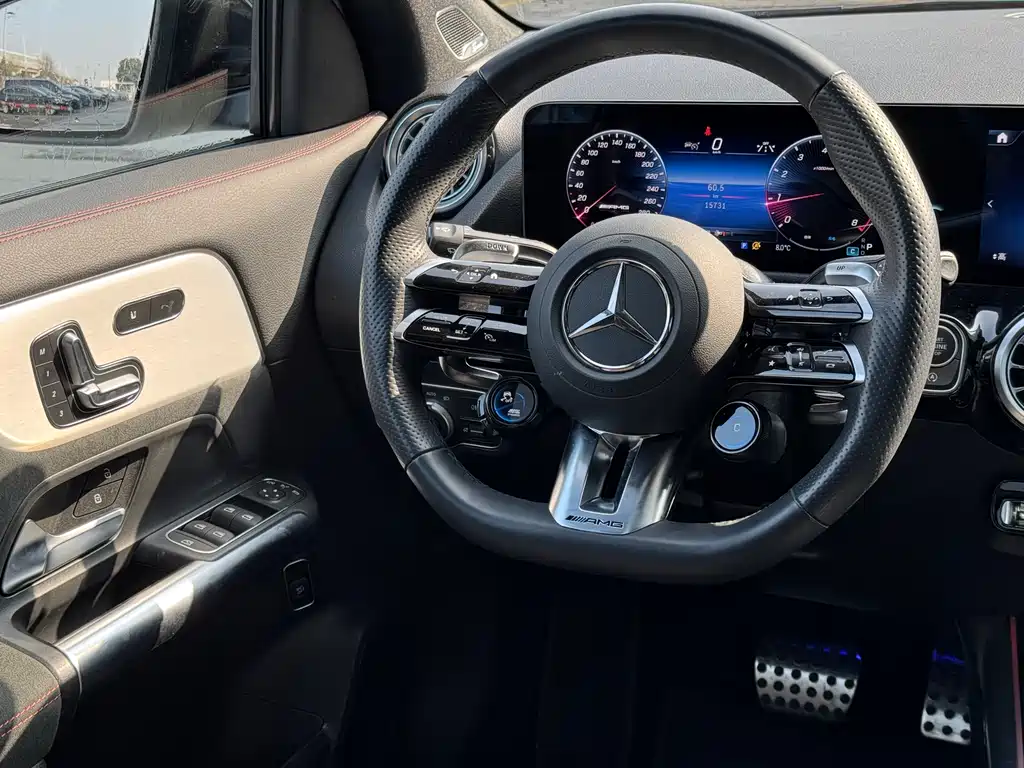 Mercedes-Benz Mercedes-Benz GLA AMG 2025 AMG GLA 35 4MATIC 2025 - thumbnail 12