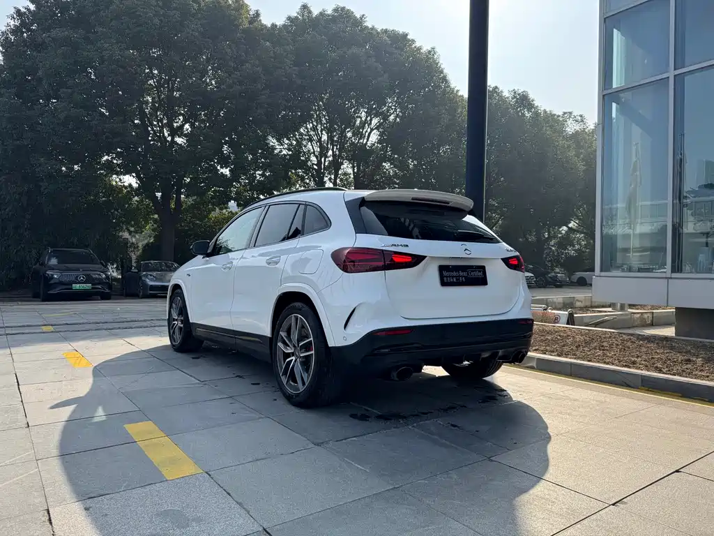 Mercedes-Benz Mercedes-Benz GLA AMG 2025 AMG GLA 35 4MATIC 2025 - thumbnail 17