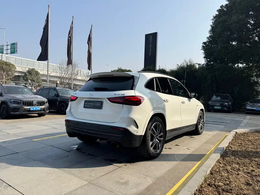 Mercedes-Benz Mercedes-Benz GLA AMG 2025 AMG GLA 35 4MATIC 2025 - thumbnail 19