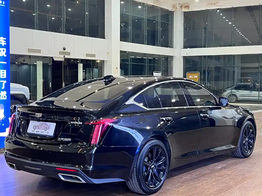 Cadillac Cadillac CT5 2024 28T Luxury Pro 2024 - thumbnail 6