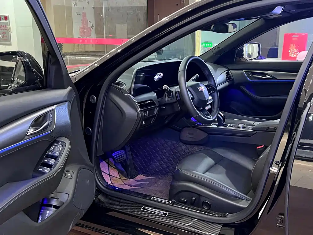 Cadillac Cadillac CT5 2024 28T Luxury Pro 2024 - thumbnail 7