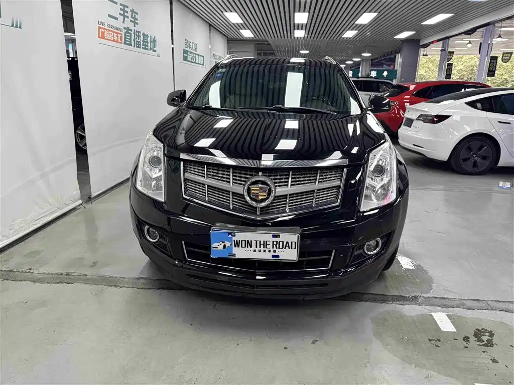 Cadillac Cadillac SRX 2010 3.0L Platinum Edition 2010 - thumbnail 2