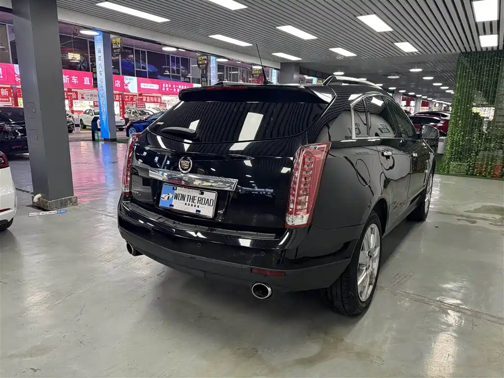 Cadillac Cadillac SRX 2010 3.0L Platinum Edition 2010 - thumbnail 5