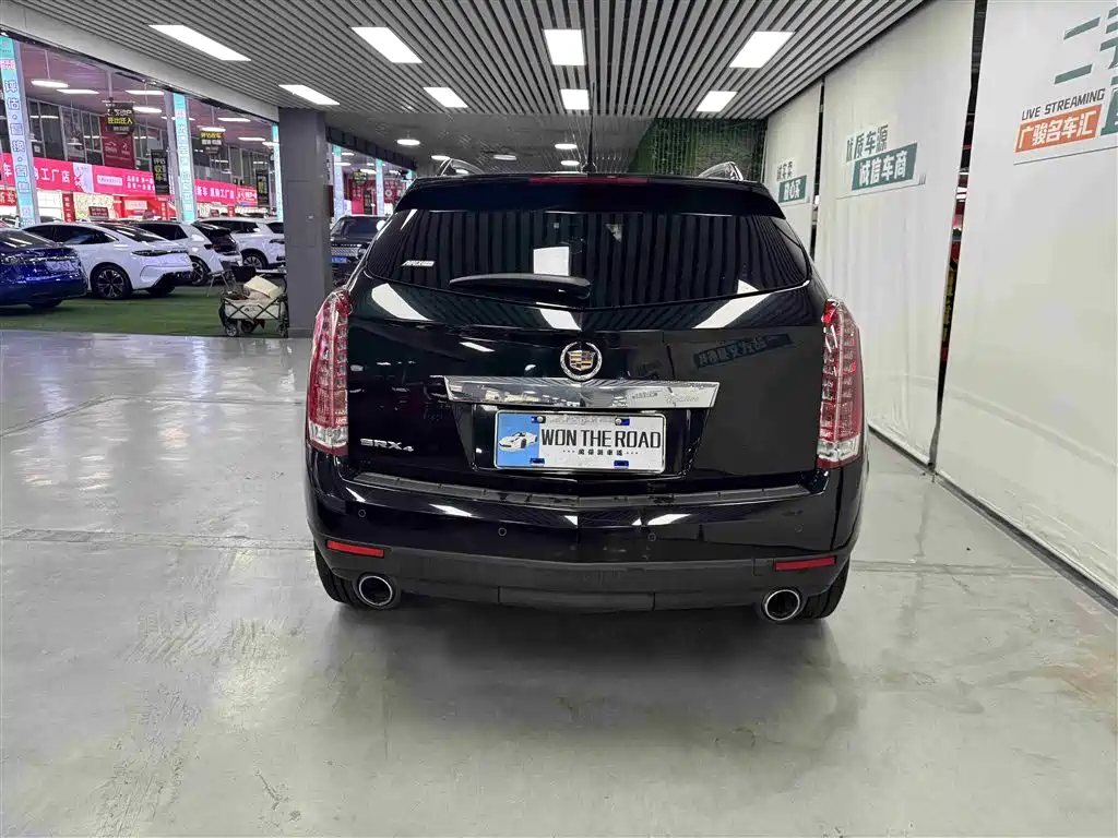Cadillac Cadillac SRX 2010 3.0L Platinum Edition 2010 - thumbnail 6