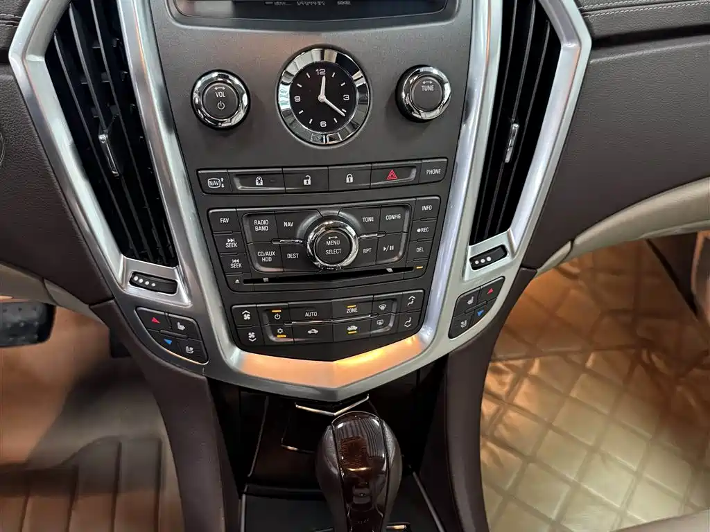 Cadillac Cadillac SRX 2010 3.0L Platinum Edition 2010 - thumbnail 17