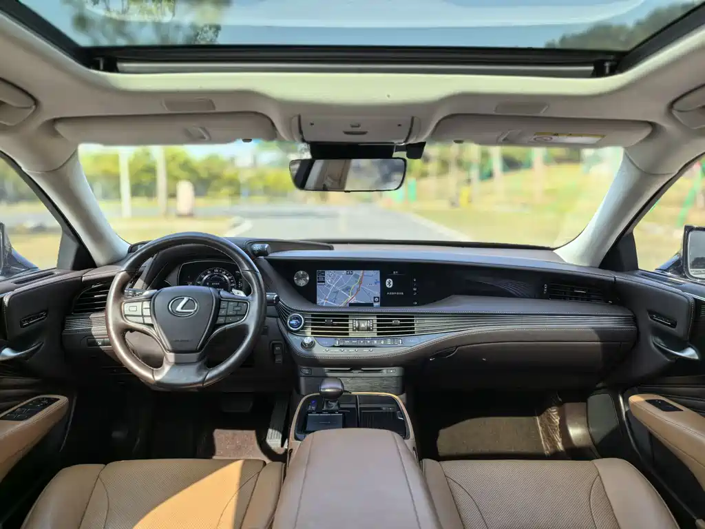 Lexus Lexus LS 500h F Sport 2020 Model 2020 - thumbnail 9