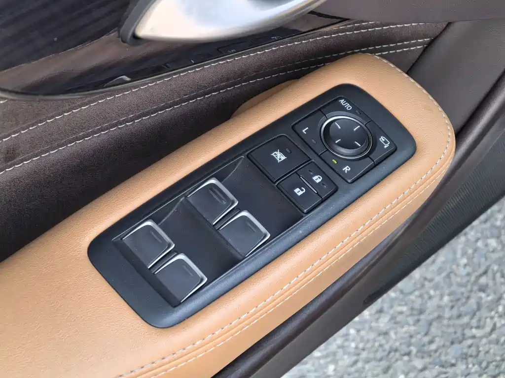 Lexus Lexus LS 500h F Sport 2020 Model 2020 - thumbnail 21