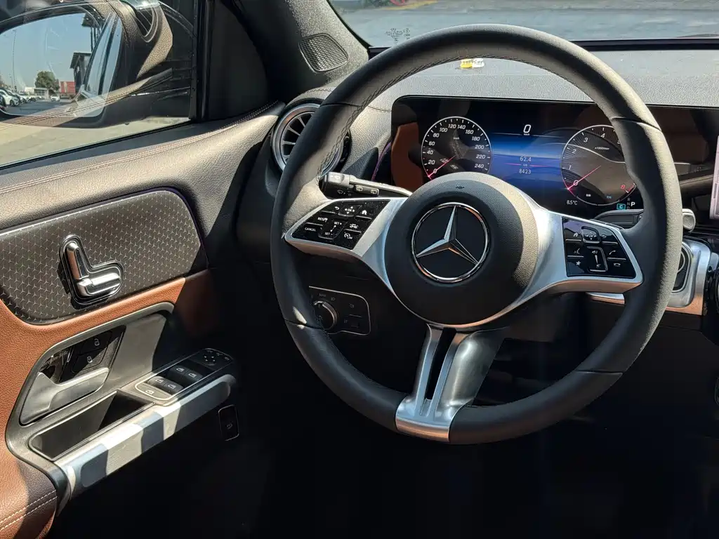 Mercedes-Benz Mercedes-Benz GLB 2025 GLB 220 Dynamic 2025 - thumbnail 12