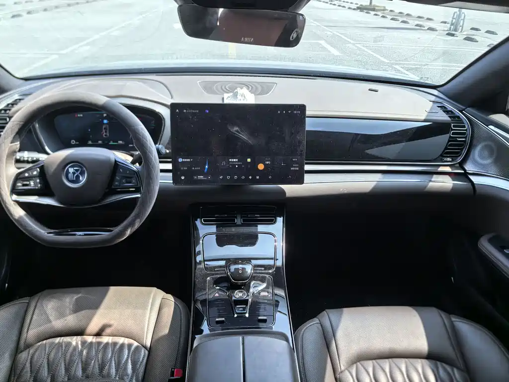 BYD BYD Han 2022 DM-i 121KM Premium Edition 2022 - thumbnail 2