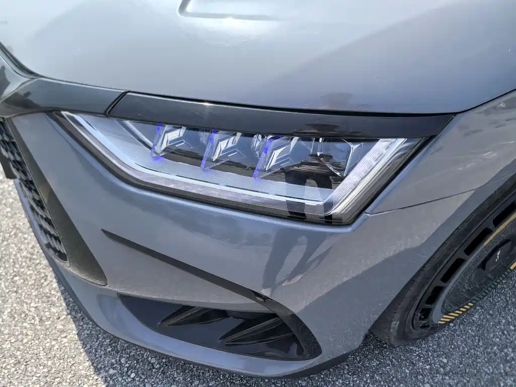 BYD BYD Han 2022 DM-i 121KM Premium Edition 2022 - thumbnail 16
