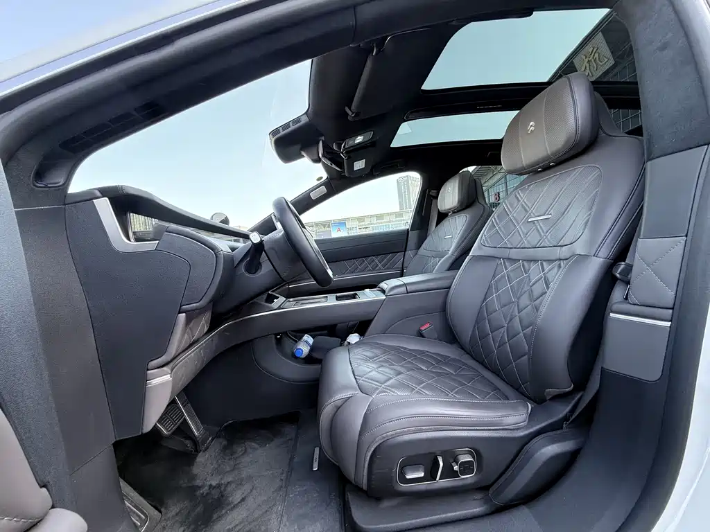 NIO NIO ET9 2025 Model 102kWh 2025 - thumbnail 10