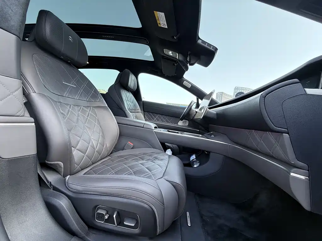 NIO NIO ET9 2025 Model 102kWh 2025 - thumbnail 12
