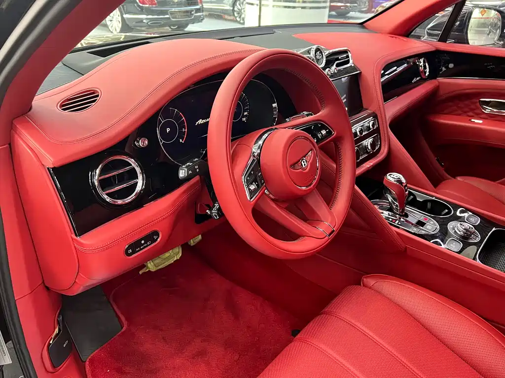 Bentley Bentayga 2025 4.0T V8 Extended Wheelbase Artistic Edition 2026 - thumbnail 6