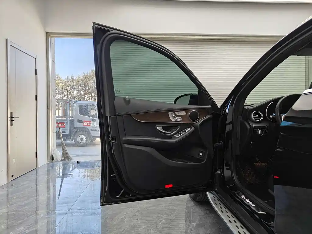 Mercedes-Benz Mercedes-Benz GLC 2022 GLC 260 L 4MATIC Dynamic Model 2022 - thumbnail 8