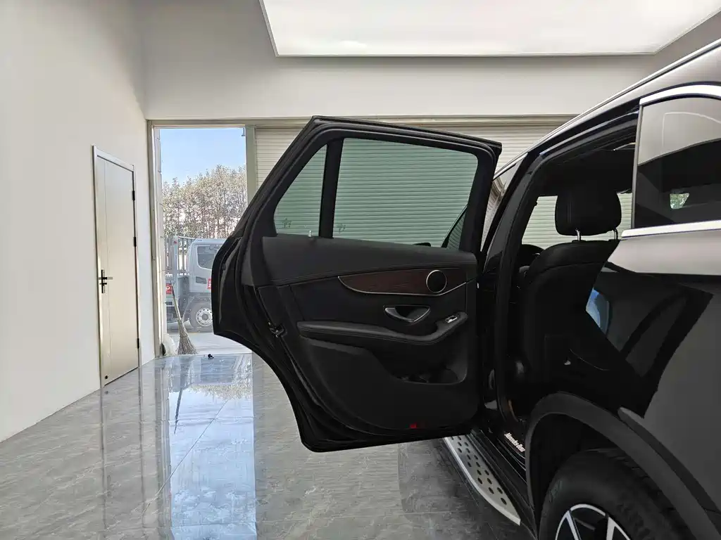 Mercedes-Benz Mercedes-Benz GLC 2022 GLC 260 L 4MATIC Dynamic Model 2022 - thumbnail 10