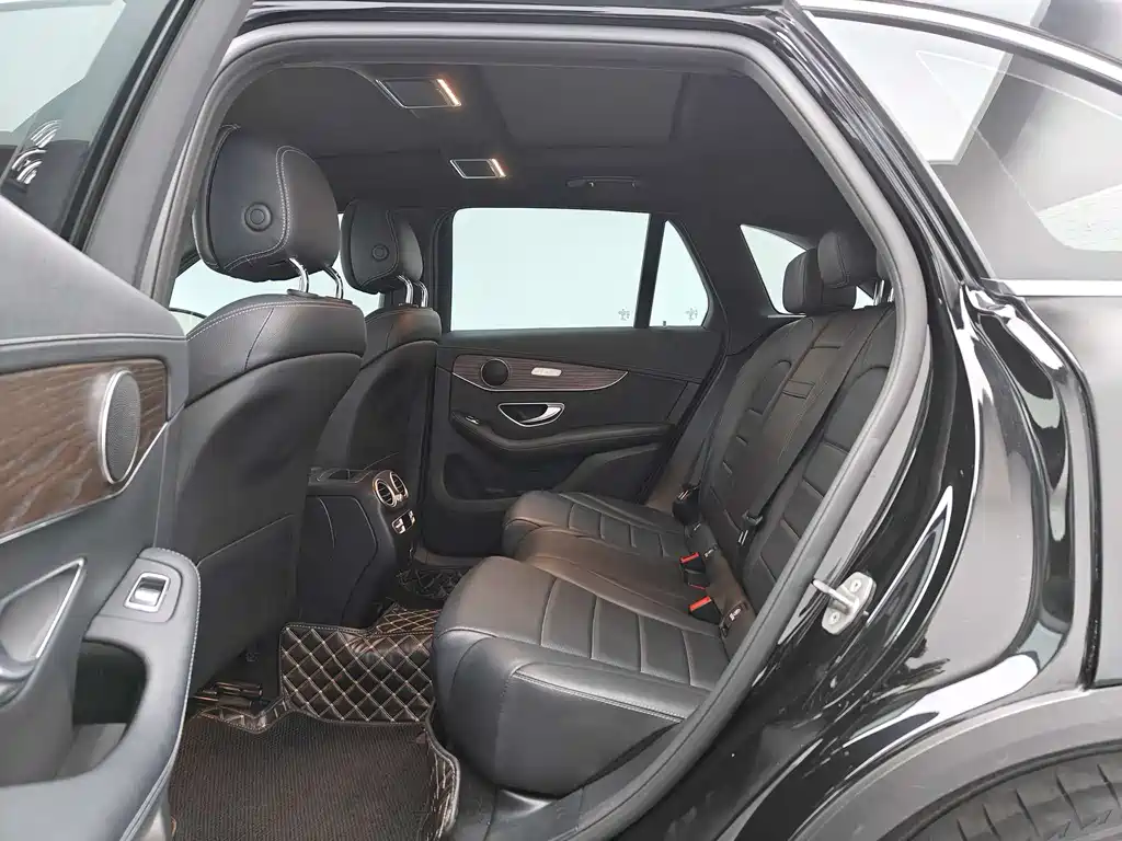 Mercedes-Benz Mercedes-Benz GLC 2022 GLC 260 L 4MATIC Dynamic Model 2022 - thumbnail 11