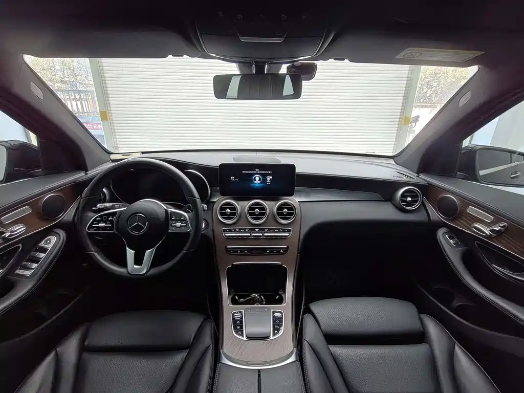 Mercedes-Benz Mercedes-Benz GLC 2022 GLC 260 L 4MATIC Dynamic Model 2022 - thumbnail 13