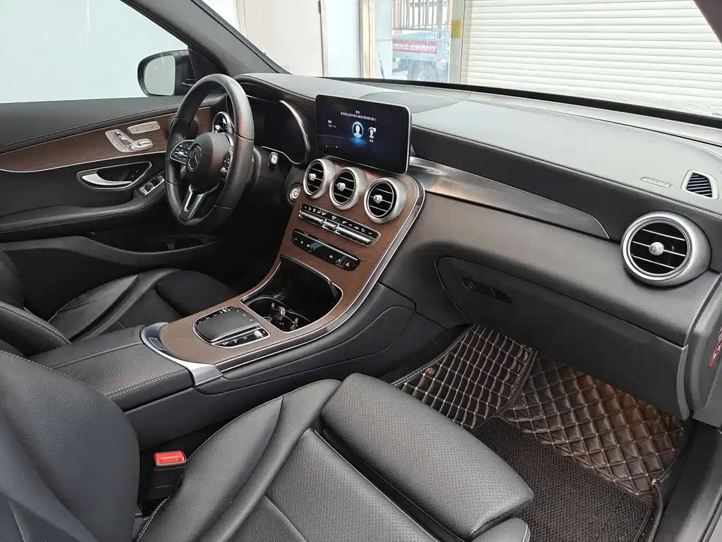 Mercedes-Benz Mercedes-Benz GLC 2022 GLC 260 L 4MATIC Dynamic Model 2022 - thumbnail 14