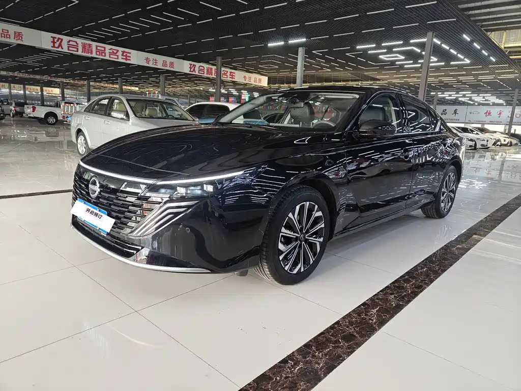 Nissan Teana 2026 Hongmeng Cabin 2.0L Smart Ultra Comfort Version 2025 - thumbnail 2