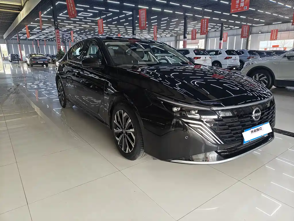 Nissan Teana 2026 Hongmeng Cabin 2.0L Smart Ultra Comfort Version 2025 - thumbnail 3