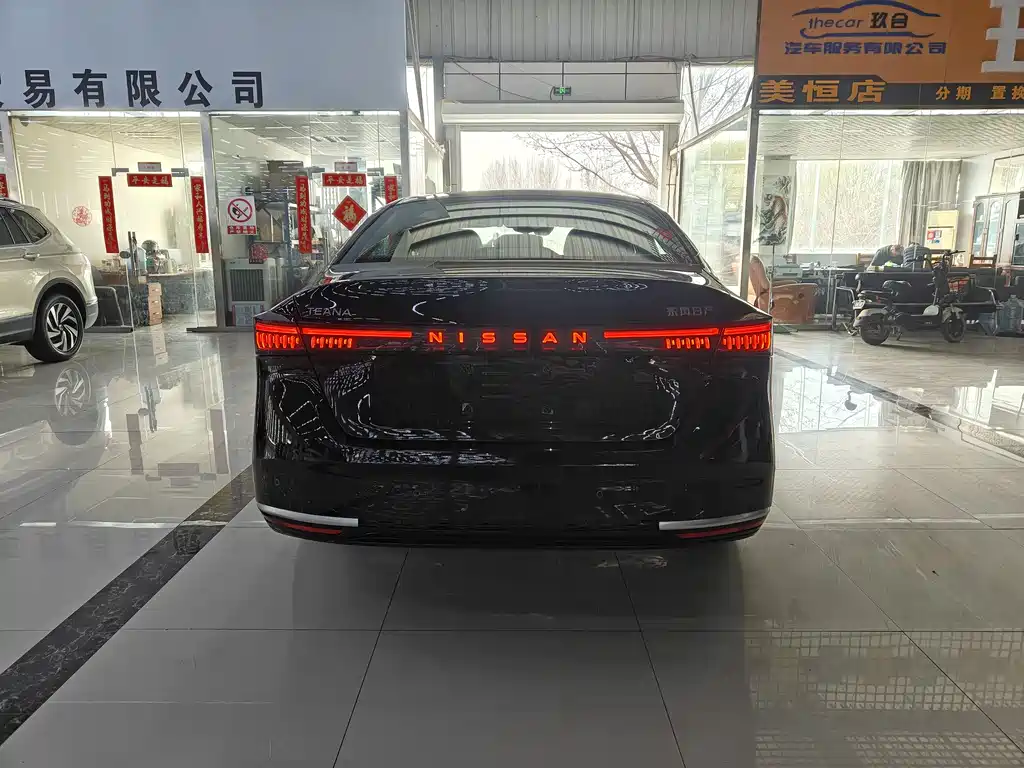 Nissan Teana 2026 Hongmeng Cabin 2.0L Smart Ultra Comfort Version 2025 - thumbnail 12
