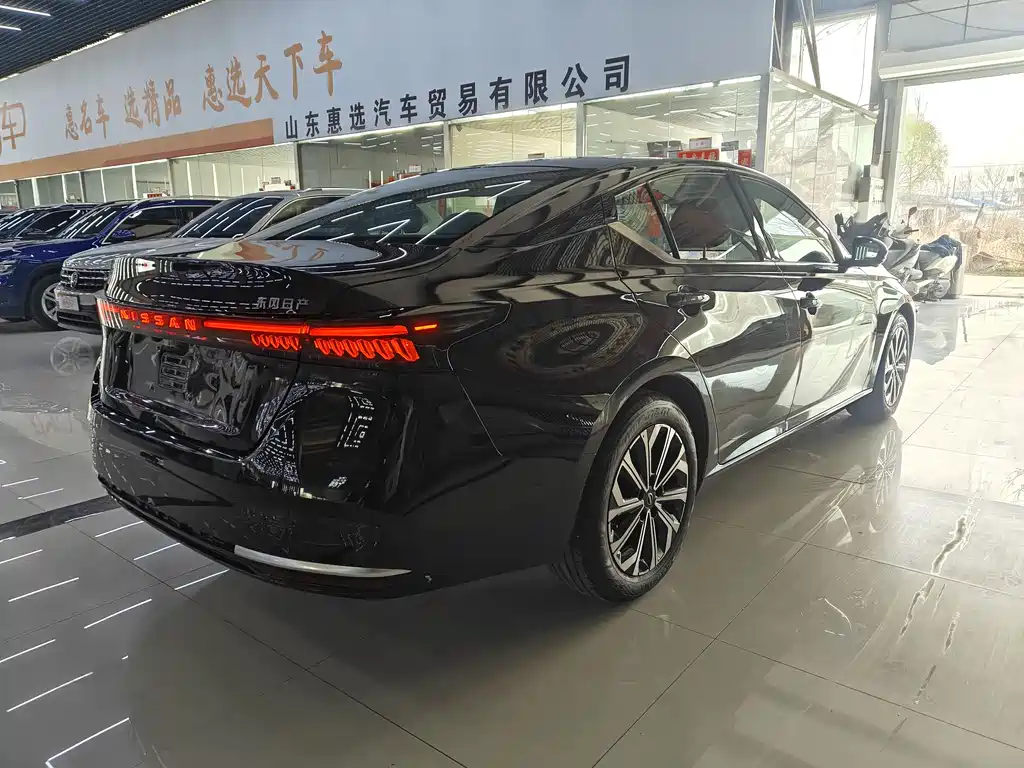 Nissan Teana 2026 Hongmeng Cabin 2.0L Smart Ultra Comfort Version 2025 - thumbnail 13