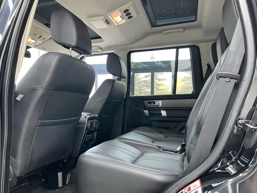 Land Rover Discovery 2016 3.0 SC Black Diamond Edition HSE 2019 - thumbnail 19