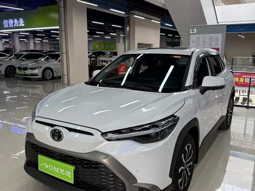 Toyota Toyota Corolla Cross 2022 2.0L CVT Luxury Edition 2022 - thumbnail 3