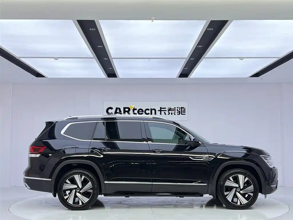 Volkswagen Teramont 2023 Facelift 380TSI AWD Premium Luxury Edition 2024 - thumbnail 6