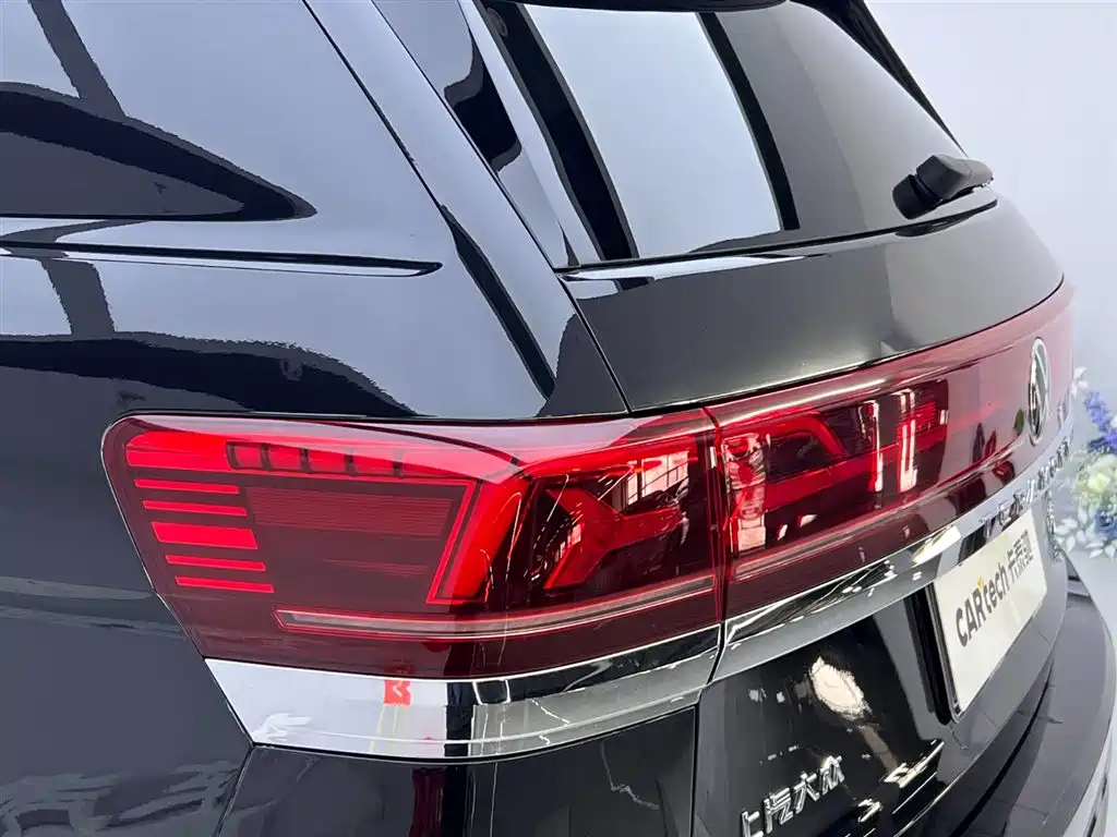 Volkswagen Teramont 2023 Facelift 380TSI AWD Premium Luxury Edition 2024 - thumbnail 11