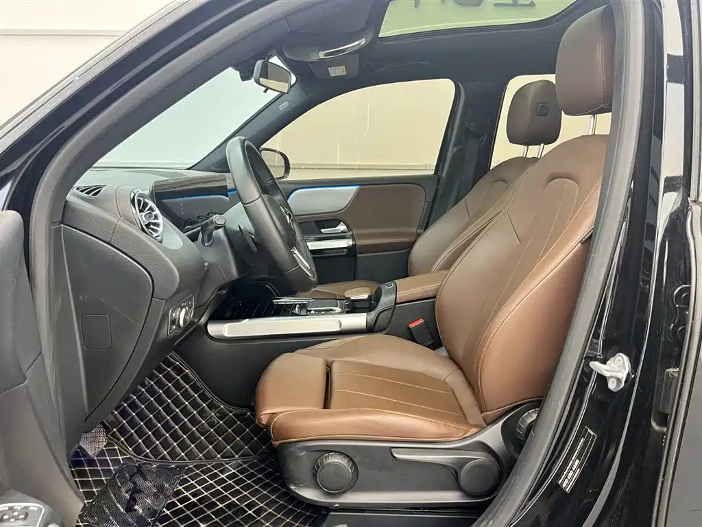 Mercedes-Benz Mercedes-Benz GLB 2022 Facelift GLB 200 Style 2022 - thumbnail 6