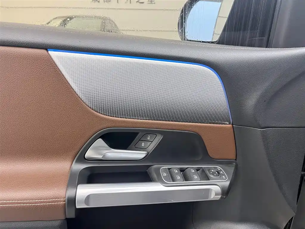 Mercedes-Benz Mercedes-Benz GLB 2022 Facelift GLB 200 Style 2022 - thumbnail 9