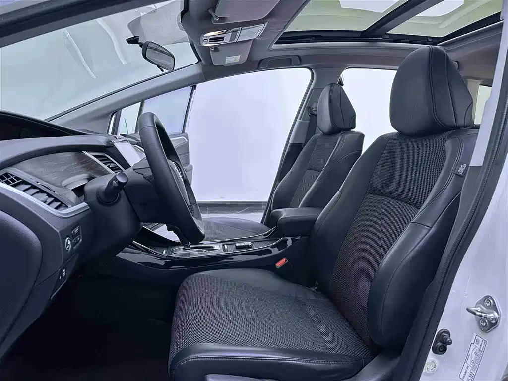 Honda Honda Jade 2017 210TURBO CVT Fashion Edition 5-seater 2017 - thumbnail 11