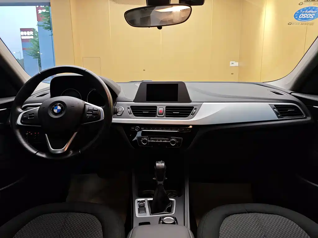 BMW BMW 1 Series 2018 118i Fashion Edition 2018 - thumbnail 20