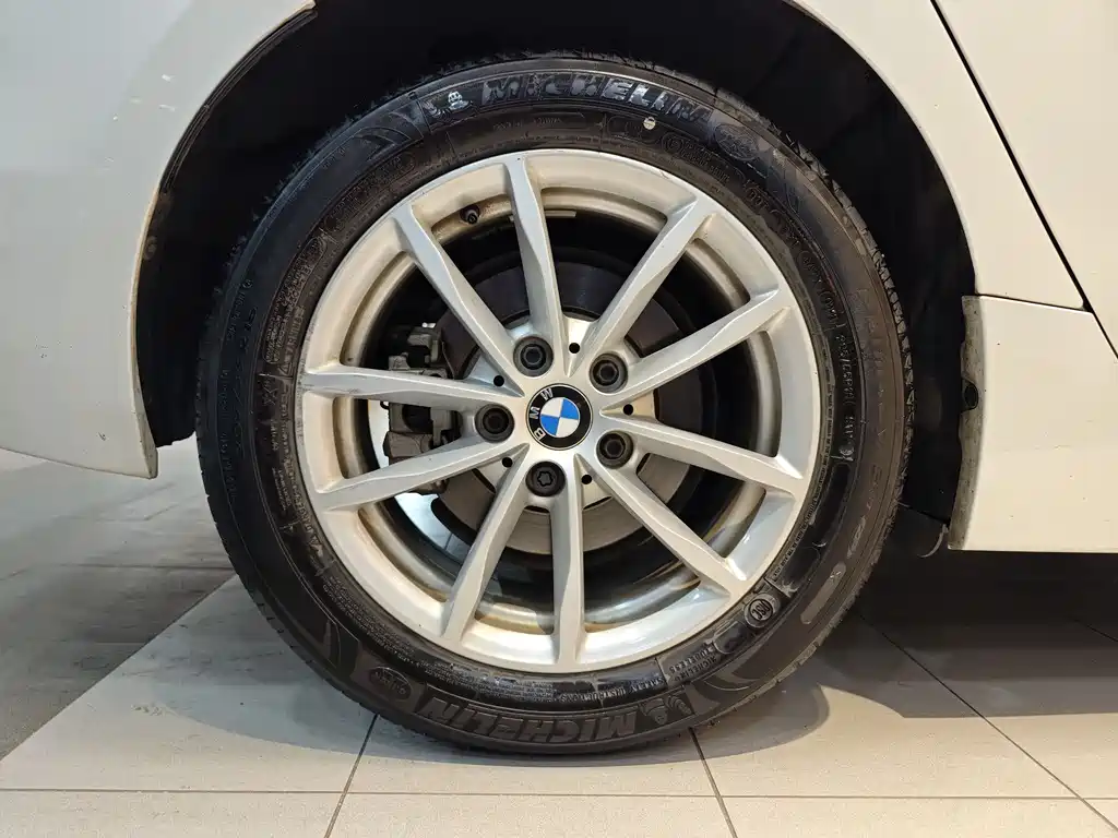 BMW BMW 1 Series 2018 118i Fashion Edition 2018 - thumbnail 30