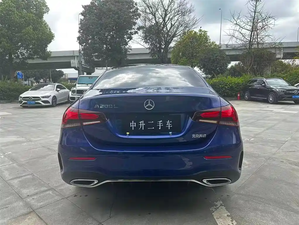Mercedes-Benz Mercedes-Benz A-Class 2020 Facelift A 200 L Sport Sedan Fashion Edition 2020 - thumbnail 9