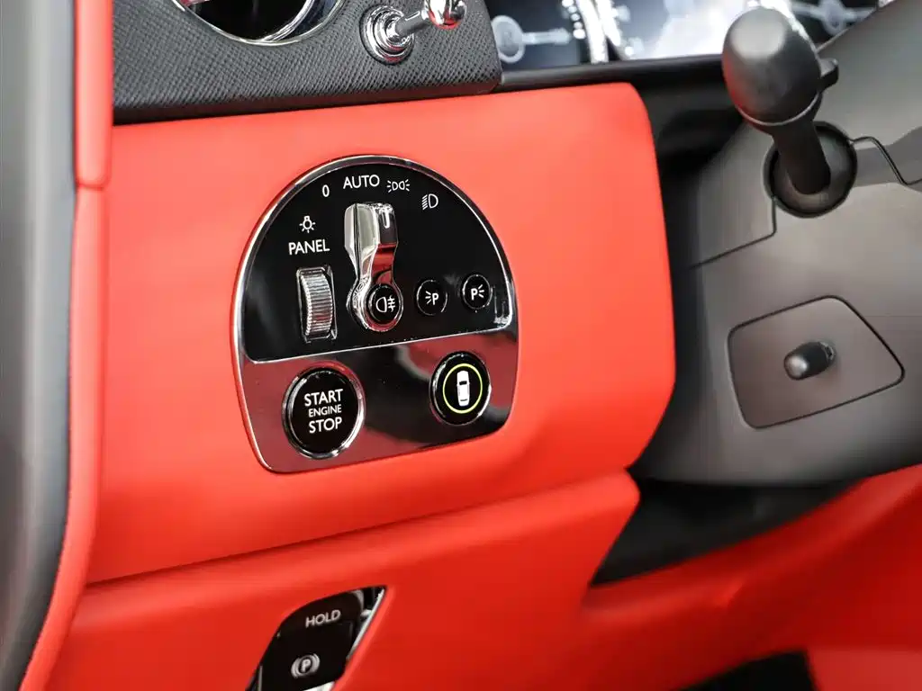 Rolls-Royce Rolls-Royce Cullinan 2018 Four-Seat Version 2019 - thumbnail 15