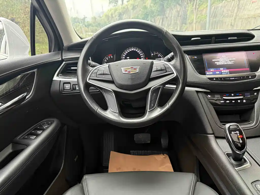 Cadillac Cadillac XT5 2016 25T Luxury 2017 - thumbnail 8