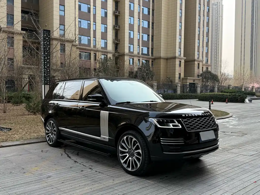 Land Rover Range Rover 2022 3.0 L6 400PS Autobiography Long Wheelbase 2022 - thumbnail 4