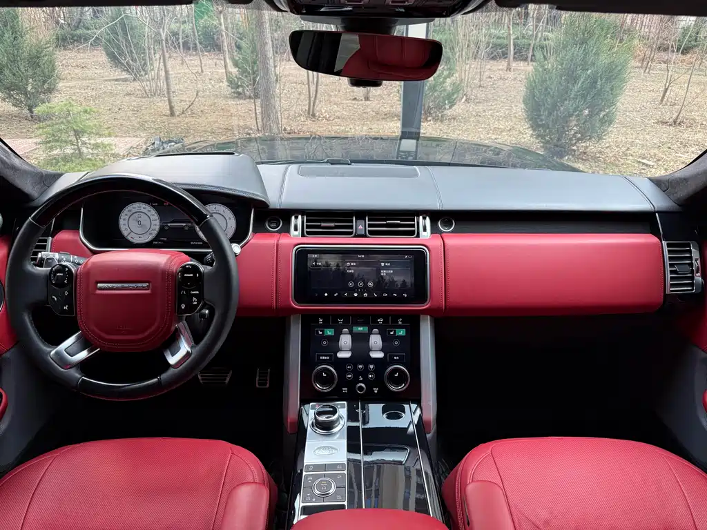 Land Rover Range Rover 2022 3.0 L6 400PS Autobiography Long Wheelbase 2022 - thumbnail 8