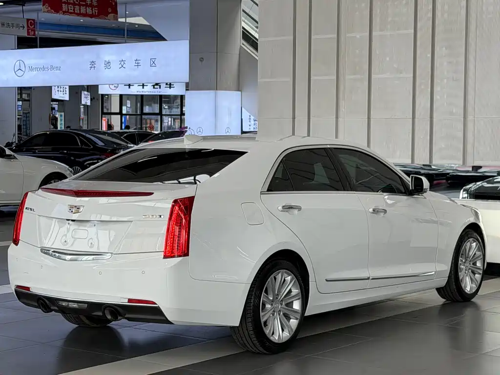 Cadillac Cadillac ATS-L 2017 28T Fashion Edition 2017 - thumbnail 4