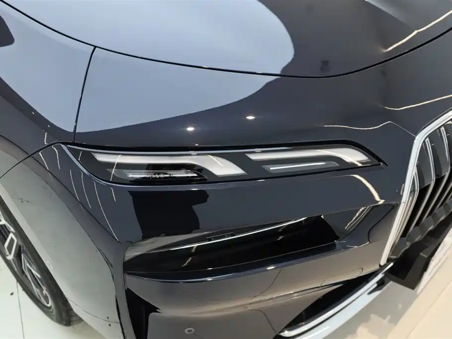 BMW BMW 7 Series 2023 735Li Luxury Package 2024 - thumbnail 13