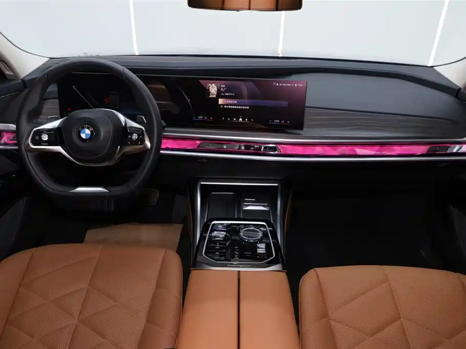 BMW BMW 7 Series 2023 735Li Luxury Package 2024 - thumbnail 21