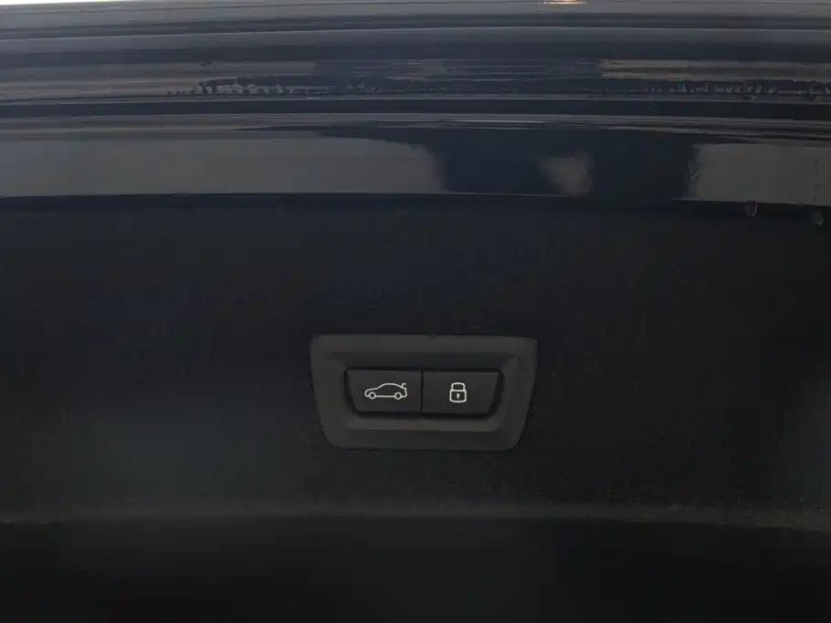 BMW BMW 7 Series 2023 735Li Luxury Package 2024 - thumbnail 26