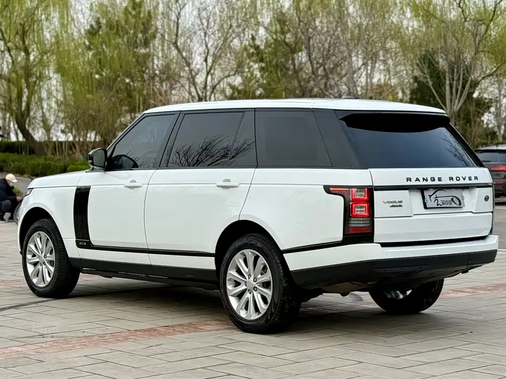 Land Rover Range Rover 2016 3.0 SC V6 Vogue Long Wheelbase 2016 - thumbnail 5