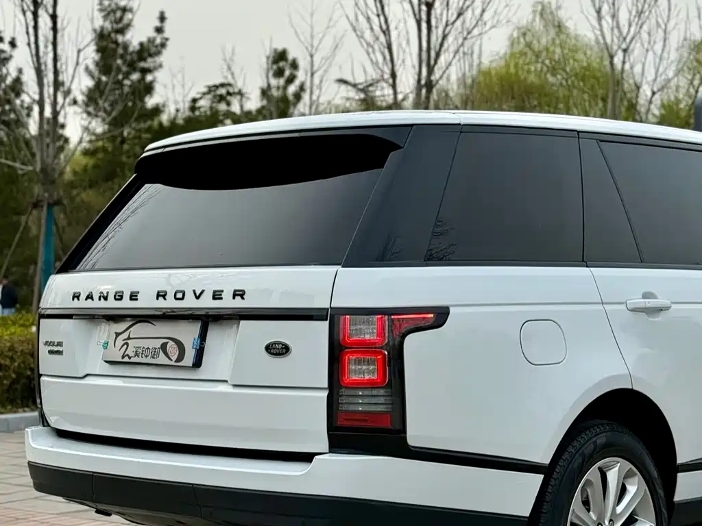 Land Rover Range Rover 2016 3.0 SC V6 Vogue Long Wheelbase 2016 - thumbnail 9