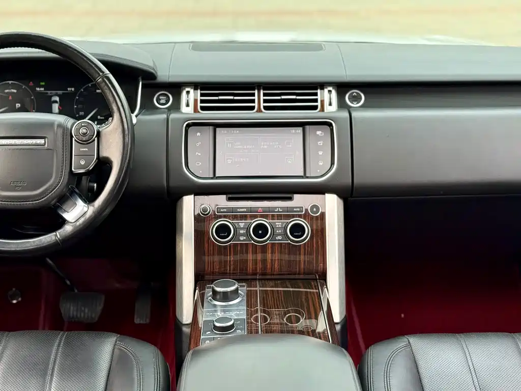 Land Rover Range Rover 2016 3.0 SC V6 Vogue Long Wheelbase 2016 - thumbnail 15
