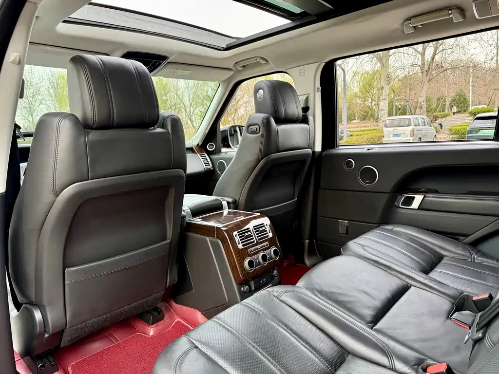 Land Rover Range Rover 2016 3.0 SC V6 Vogue Long Wheelbase 2016 - thumbnail 22