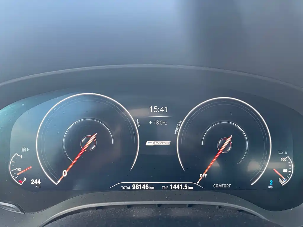 BMW BMW 5 Series Hybrid 2019 Model 530Le Luxury Package 2019 - thumbnail 9