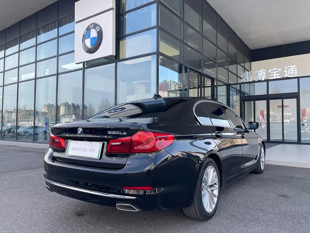 BMW BMW 5 Series Hybrid 2019 Model 530Le Luxury Package 2019 - thumbnail 14